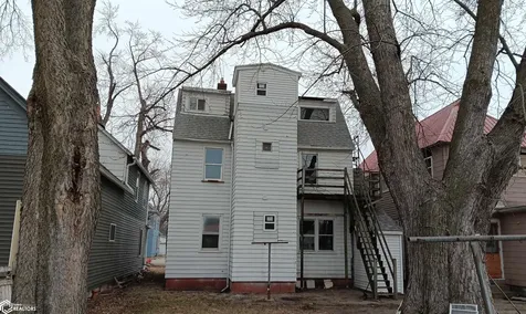 147 N Ward Street Ottumwa IA 52501