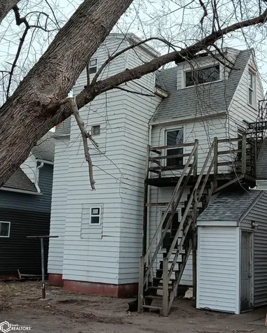 147 N Ward Street Ottumwa IA 52501