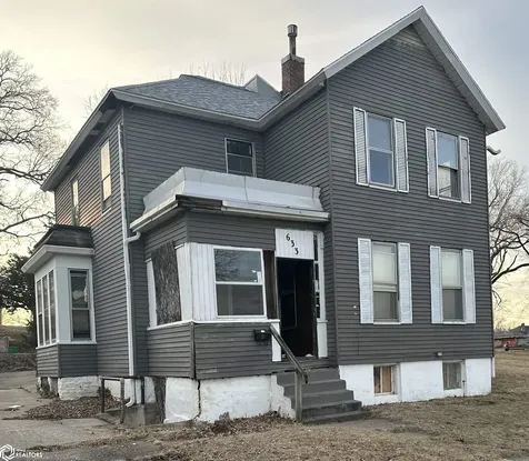 633 S 6th Street Burlington IA 52601