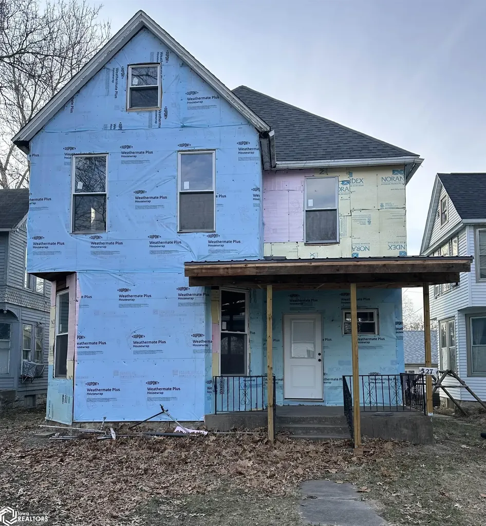 527 Summer Street Burlington IA 52601