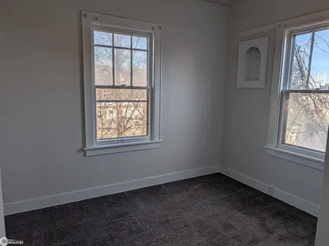 722 Market Street Burlington IA 52601