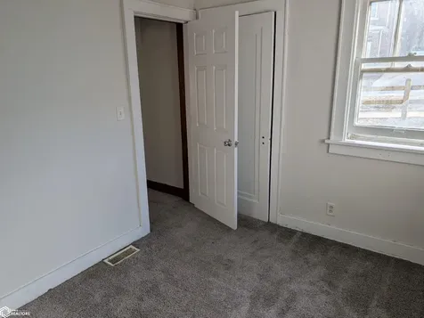 722 Market Street Burlington IA 52601