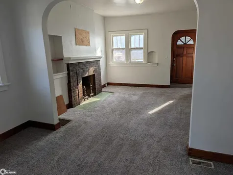 722 Market Street Burlington IA 52601