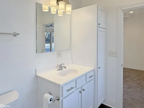 110 Rocksylvania Unit 105 Avenue Iowa Falls IA 50126