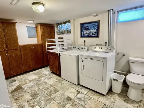 424 22nd Street SW Mason City IA 50401