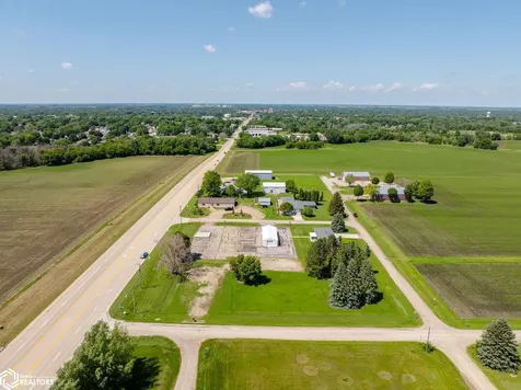 3310 Delaware Avenue Mason City IA 50401
