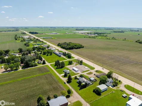 3310 Delaware Avenue Mason City IA 50401