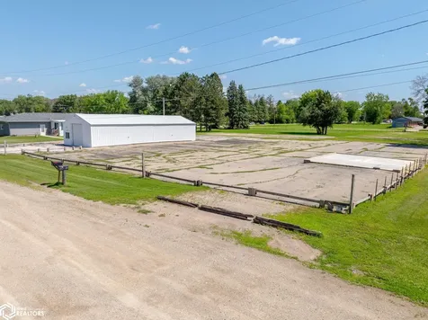 3310 Delaware Avenue Mason City IA 50401