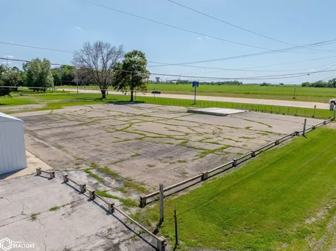 3310 Delaware Avenue Mason City IA 50401
