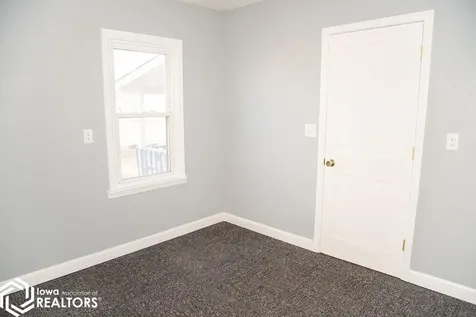 571 S Ransom Street Ottumwa IA 52501