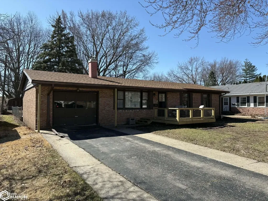 117 W Van Weiss Boulevard West Burlington IA 52655