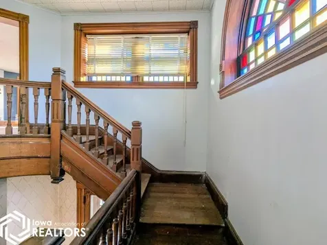 317 S Central Avenue Burlington IA 52601