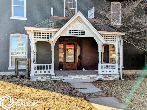 317 S Central Avenue Burlington IA 52601