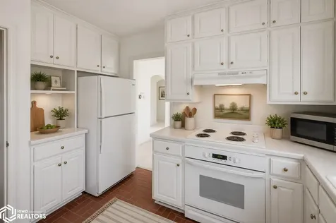 167 W Alta Vista Avenue Ottumwa IA 52501
