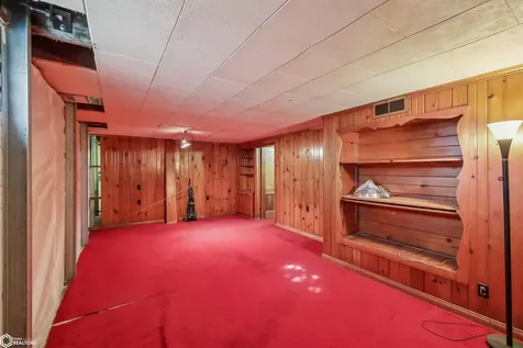167 W Alta Vista Avenue Ottumwa IA 52501