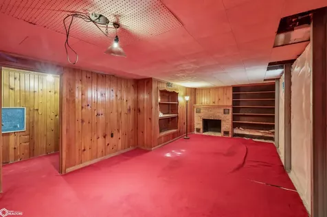 167 W Alta Vista Avenue Ottumwa IA 52501