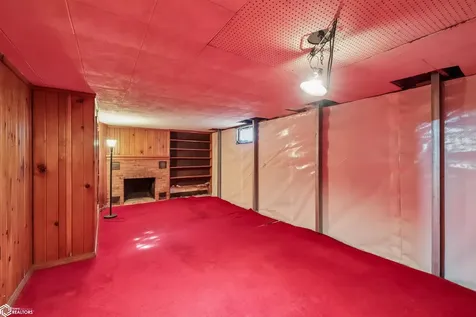 167 W Alta Vista Avenue Ottumwa IA 52501
