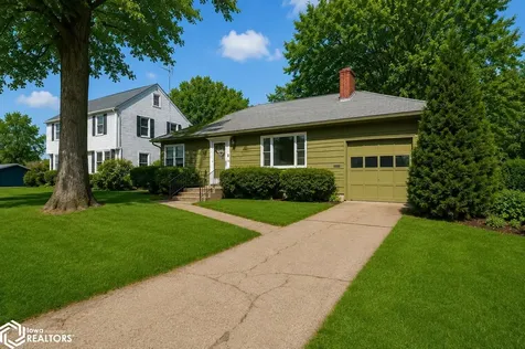 167 W Alta Vista Avenue Ottumwa IA 52501
