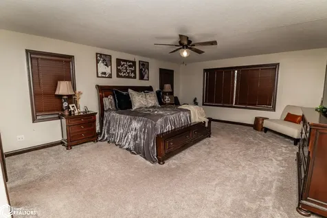 3070 Highway 30 Chelsea IA 52215