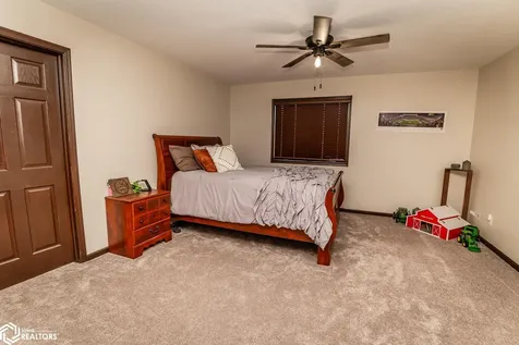 3070 Highway 30 Chelsea IA 52215