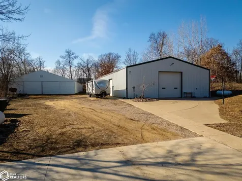 3070 Highway 30 Chelsea IA 52215