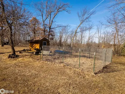 3070 Highway 30 Chelsea IA 52215