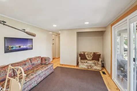 203 Woodland Road Montezuma IA 50171