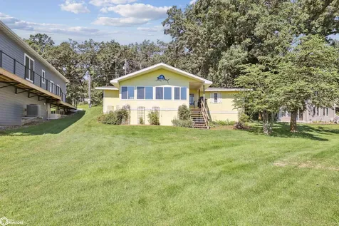 203 Woodland Road Montezuma IA 50171