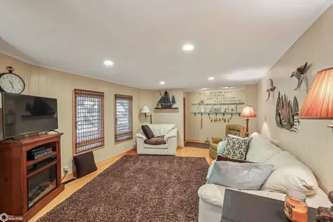 203 Woodland Road Montezuma IA 50171