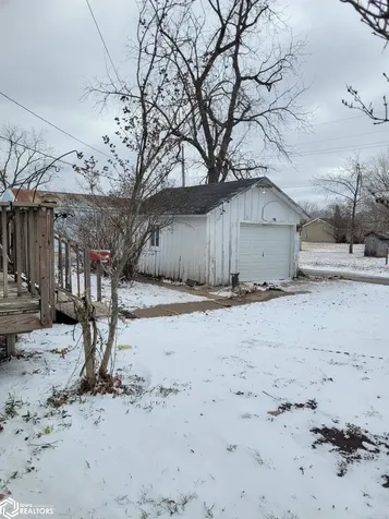 327 N Shuffleton Street Sigourney IA 52591