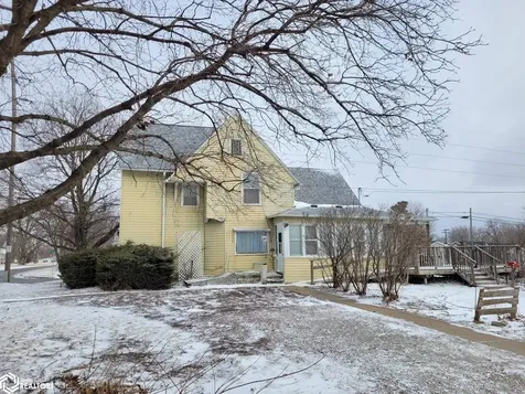 327 N Shuffleton Street Sigourney IA 52591