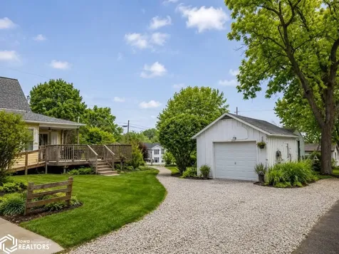 327 N Shuffleton Street Sigourney IA 52591