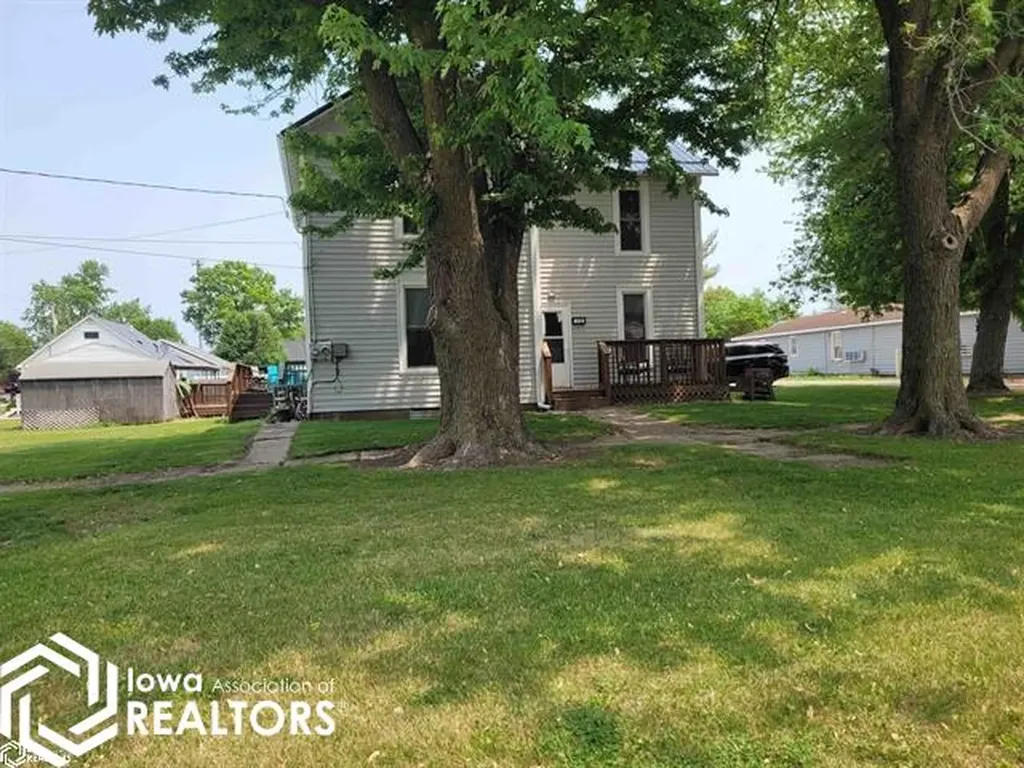 110 N College Agency IA 52530