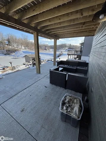 4223 W Lakeshore Drive Brooklyn IA 52211