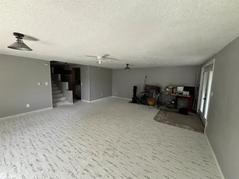 4223 W Lakeshore Drive Brooklyn IA 52211