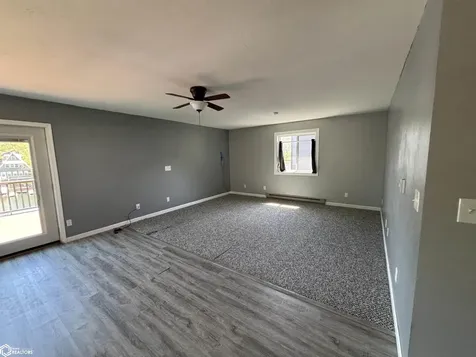 4223 W Lakeshore Drive Brooklyn IA 52211