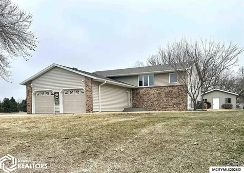 407 5TH Street N Northwood IA 50459