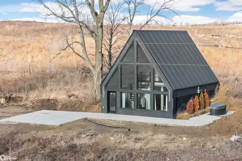 2613 335th Street Chelsea IA 52215