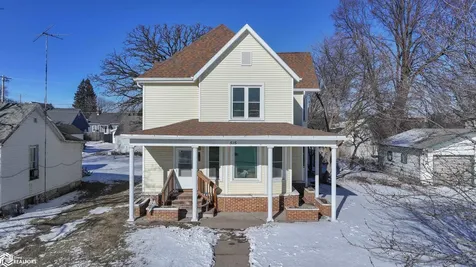 515 2nd Avenue Ackley IA 50601