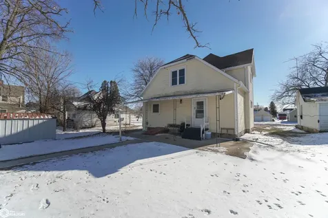 515 2nd Avenue Ackley IA 50601