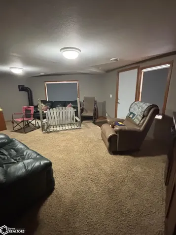 4220-4219 W Lakeshore Drive Brooklyn IA 52211