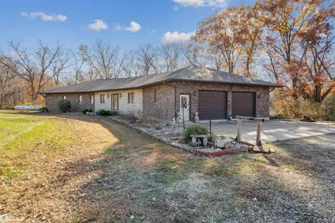 2610 312th Street Danville IA 52623