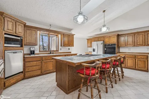 2610 312th Street Danville IA 52623