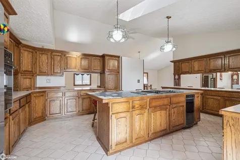 2610 312th Street Danville IA 52623