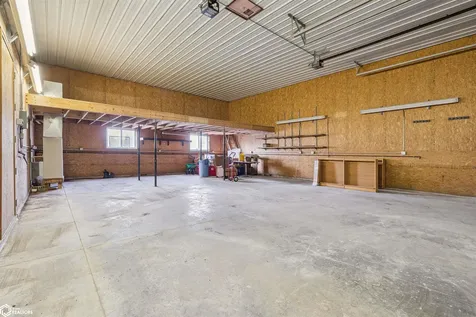 2610 312th Street Danville IA 52623