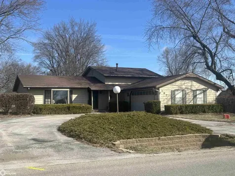187 E Rochester Road Ottumwa IA 52501