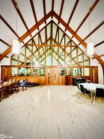 409 S Park Lane Drive Knoxville IA 50138