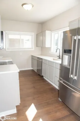 323 E Manning Avenue Ottumwa IA 52501