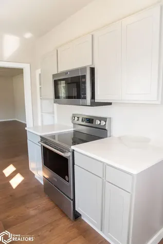 323 E Manning Avenue Ottumwa IA 52501