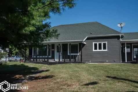 323 E Manning Avenue Ottumwa IA 52501